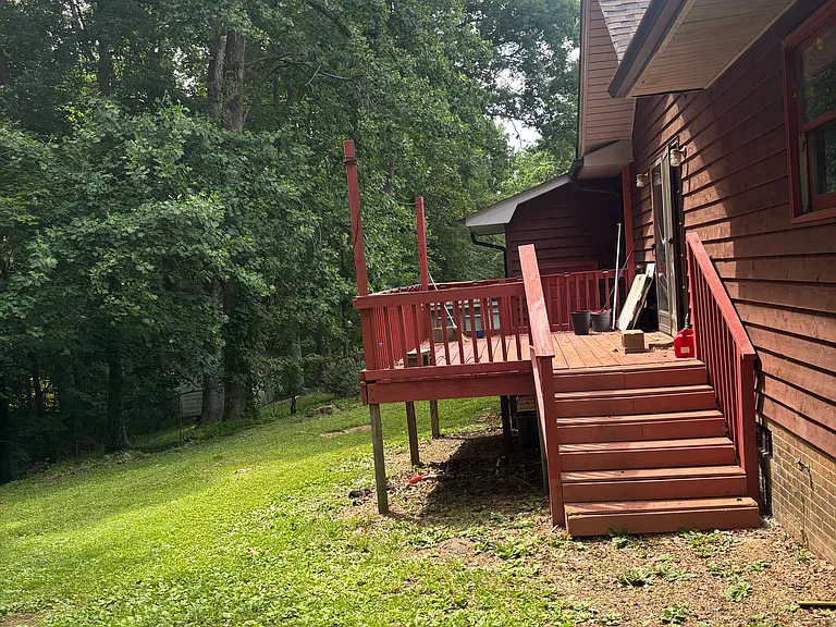 323 Coach Hill Dr — Photo 14