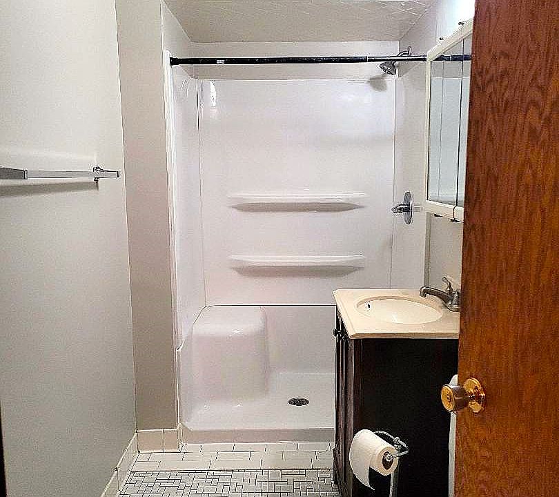 main bath main_12222025