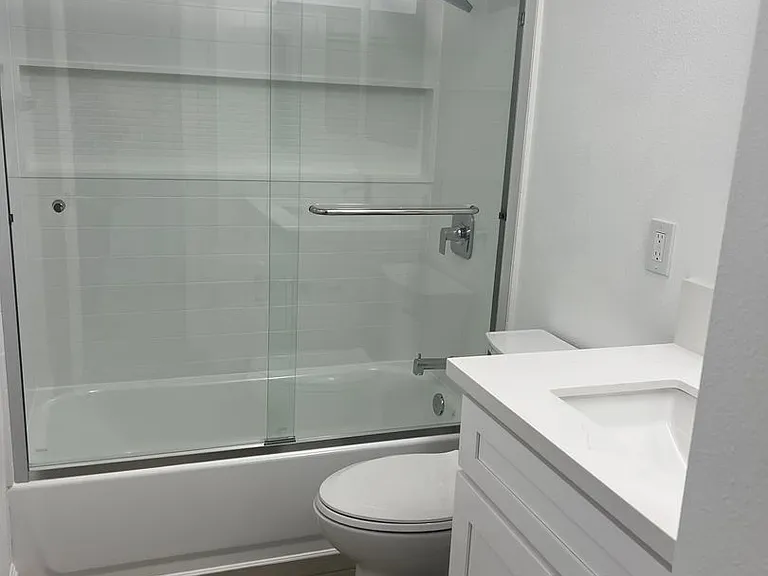 Westpark Apartments — Photo 6