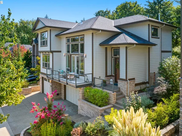 1214 SW Ophelia St, Portland, OR 97219