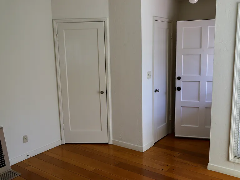 3729 Mosswood Dr — Photo 14