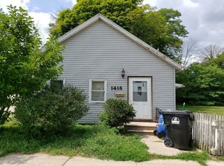 1416 Marquette St, Racine, WI 53404