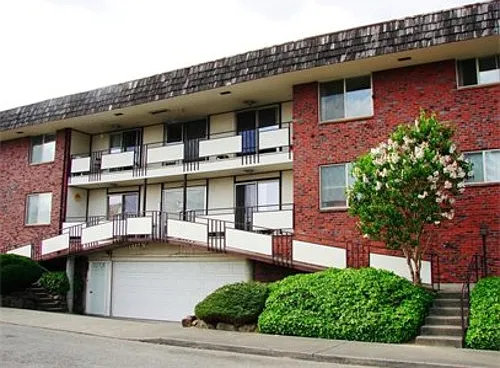 1231 N Broadway #107