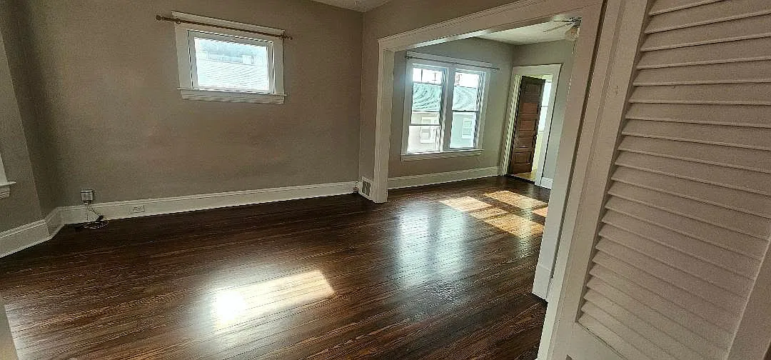 2 bed, 1100 sqft, $1,400 — Photo 4
