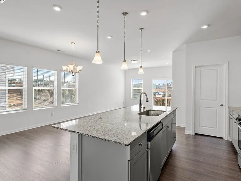 1018 Salt Glaze Ln — Photo 12