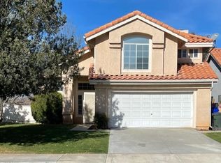 10990 Sunnyside Dr, Yucaipa, CA 92399