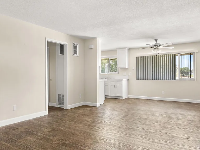 Waldorf Apartments- Riverside, CA — Photo 34