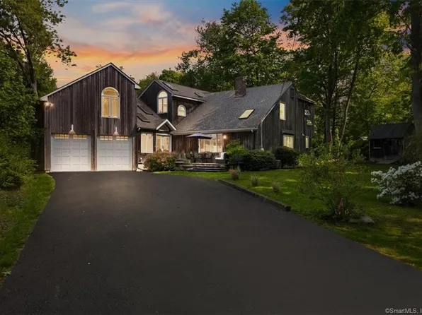 155 Old Boston Post Road, Old Saybrook, CT 06475