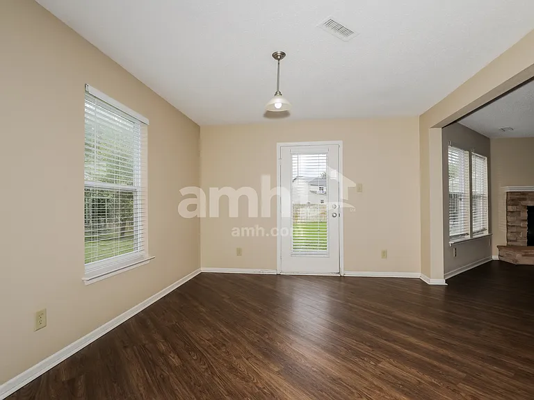13912 Meadow Lake Dr — Photo 6