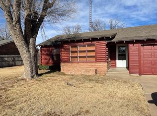 506 NW 4th St, Tulia, TX 79088