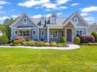 4930 Killian Crossing Dr, Denver, NC 28037