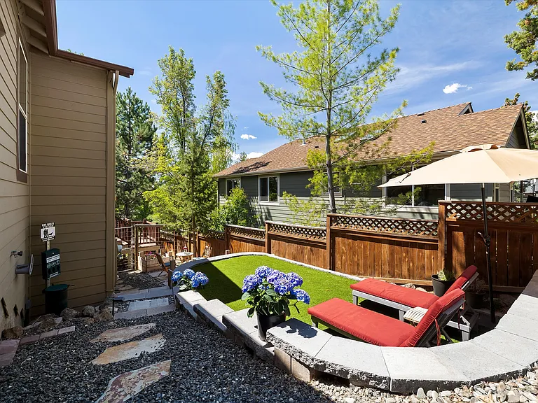 2106 NW Black Pines Pl — Photo 17