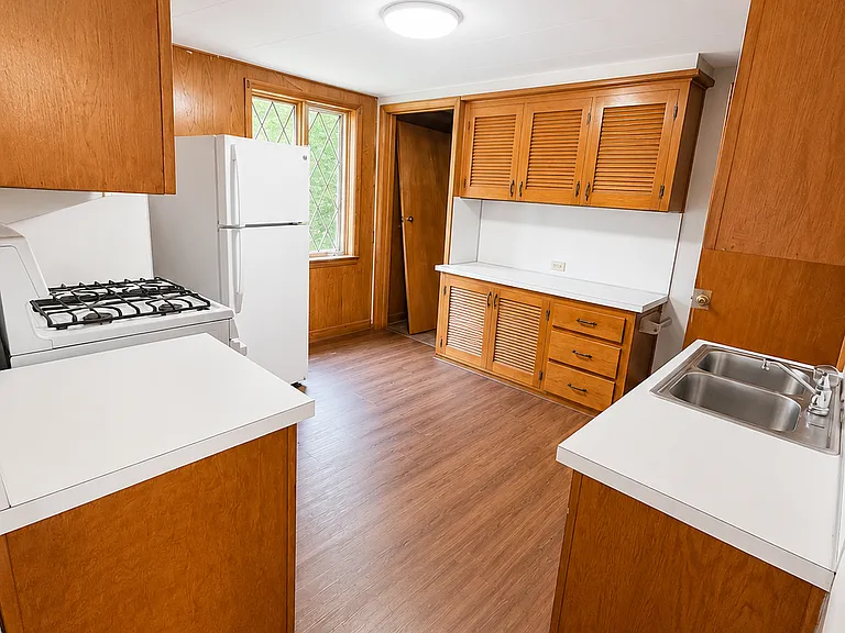 2015 Lagrange St #2 — Photo 4
