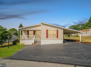 104 Lisa Cir, York, PA 17406