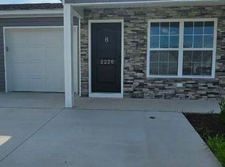 2220 Remington Ct #B, Greenville, NC 27834