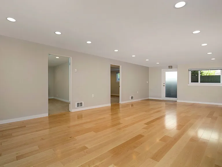 Engine House Apartments — Photo 2