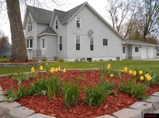 201 Thompson St N, Delavan, MN 56023