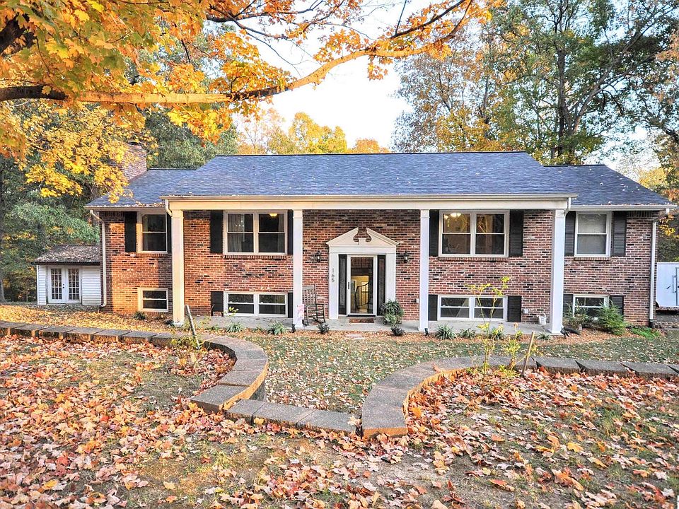 1st image of 165 Randa Cir