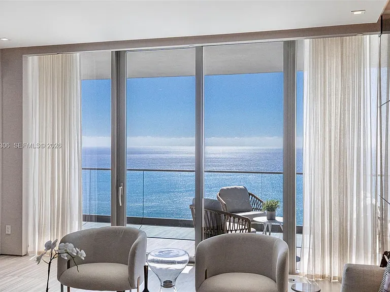 18975 E Collins Ave #3802 — Photo 34