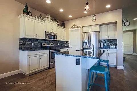 2907 E 3520 S — Photo 4