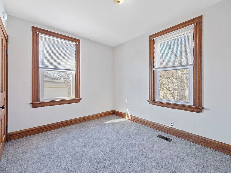 3713 Lovell Ave — Photo 20