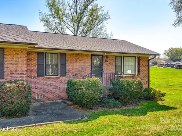 970 Willowbrook Ave, Rock Hill, SC 29730