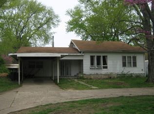 17560 E Fairfield Rd, Mount Vernon, IL 62864