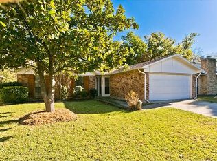 3834 Ruidosa Ave, Dallas, TX 75228