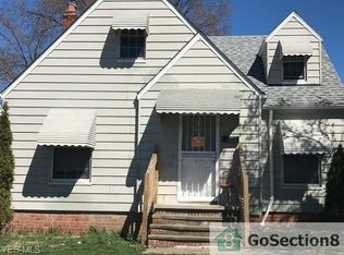 17813 Waterbury Ave, Maple Heights, OH