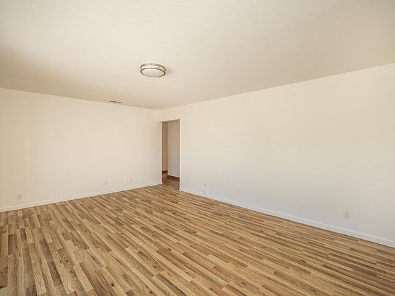 5th image of 1803 Matzley Dr