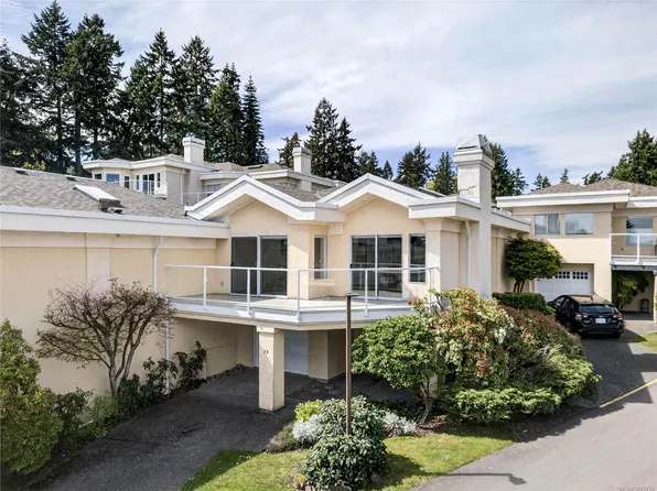 258 Lower Ganges Rd #20, Saltspring Island, BC V8K 1S7