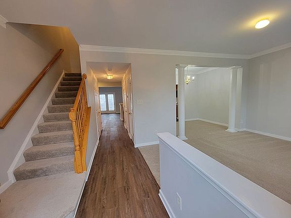 2nd image of 1444 Olde Sage Ct