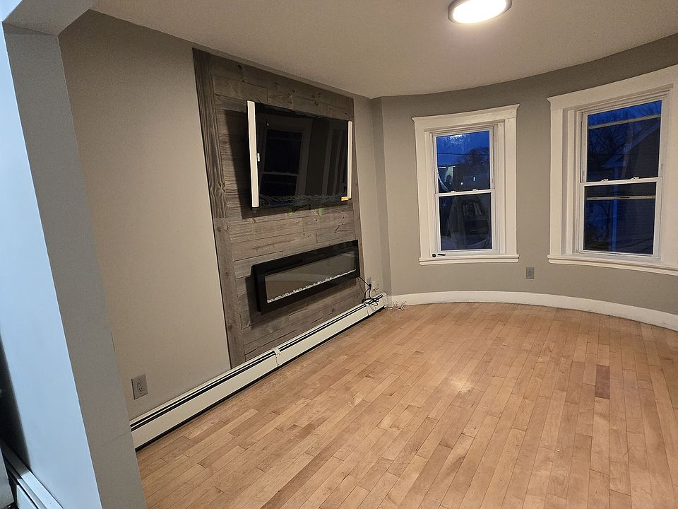 1st image of 44 Julian St #3