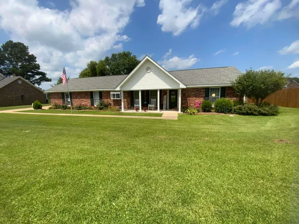 250 Pine Hills Dr, Calhoun, LA 71225