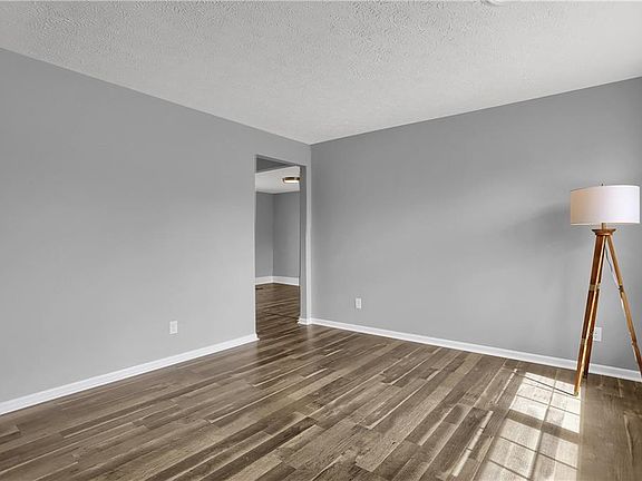 4th image of 5436 Lobo Dr