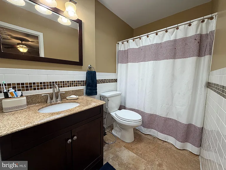 7200 Shalkop St — Photo 21