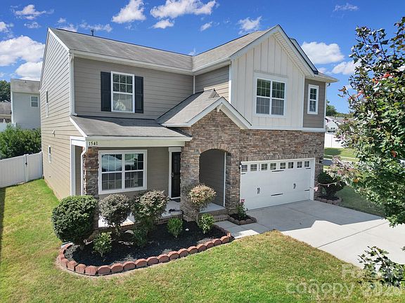 4th image of 1541 Spring Blossom Trl