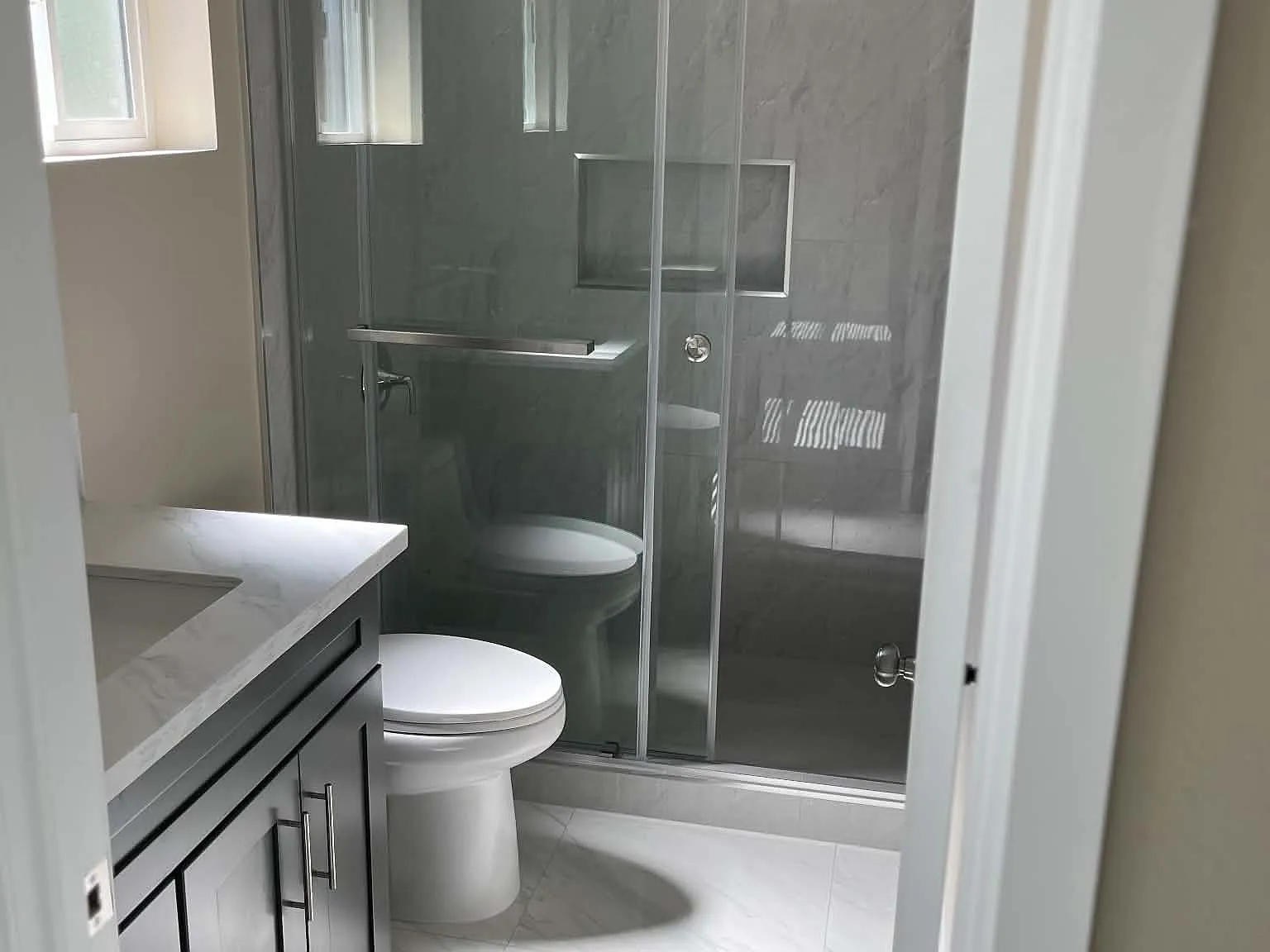 2 bed, 798 sqft, $3,000 — Photo 4