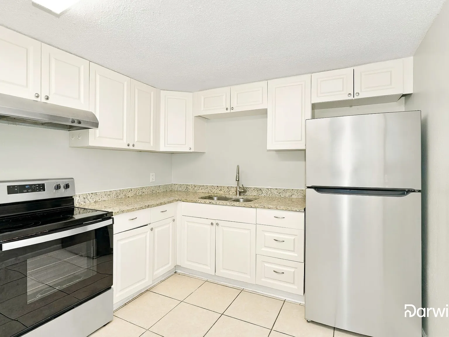 3 bed, 2.5 bath, 1725 sqft, $1,865 — Photo 3