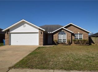 1908 SW Fremont Rd, Bentonville, AR 72712