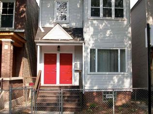 1633 N Rockwell St #3, Chicago, IL 60647