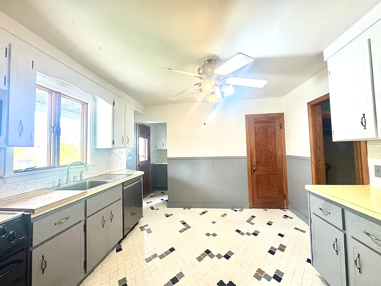 53 Breck Ave #53 — Photo 8