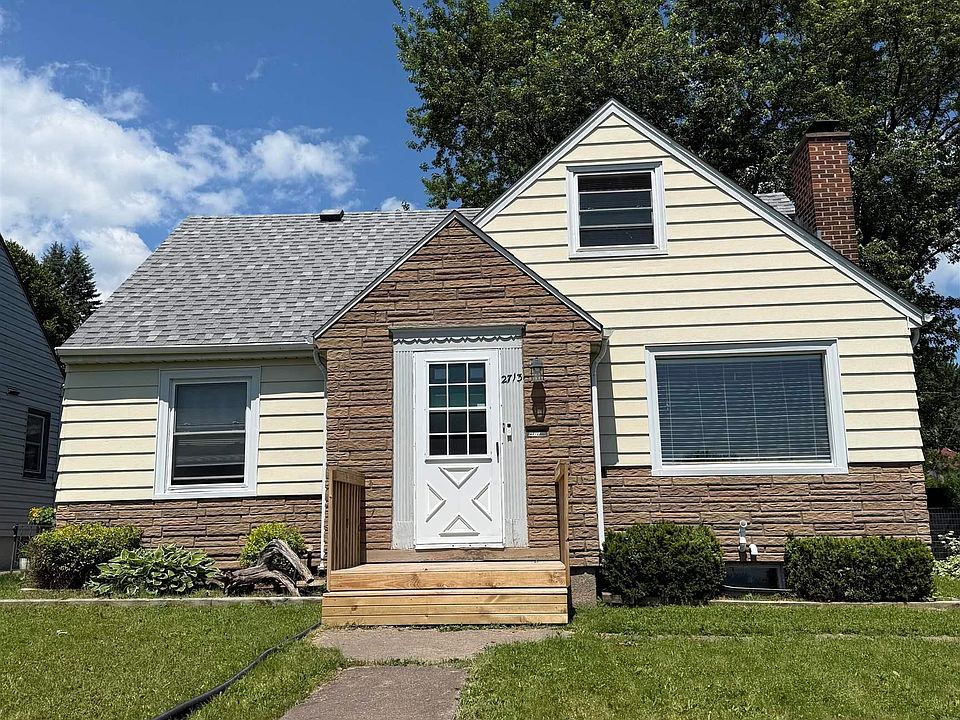 1st image of 2713 W 7th St