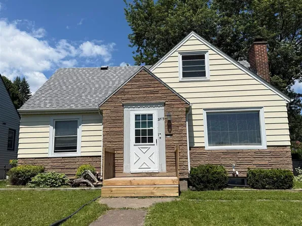 2713 W 7th St, Duluth, MN 55806