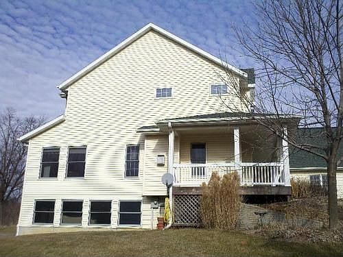 3rd image of 1445 Deer Woods Dr NE