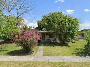 5015 SW 98th Ct, Miami, FL 33165