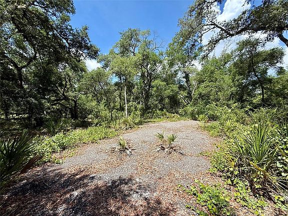 2nd image of Long Cir Lot 10