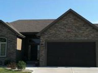 18803 W 98th Ter, Lenexa, KS 66220