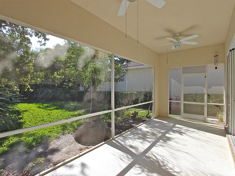 160 Lost Bridge Dr — Photo 31