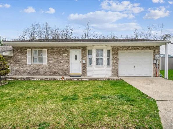 324 Clavale Dr, North Versailles, PA 15137